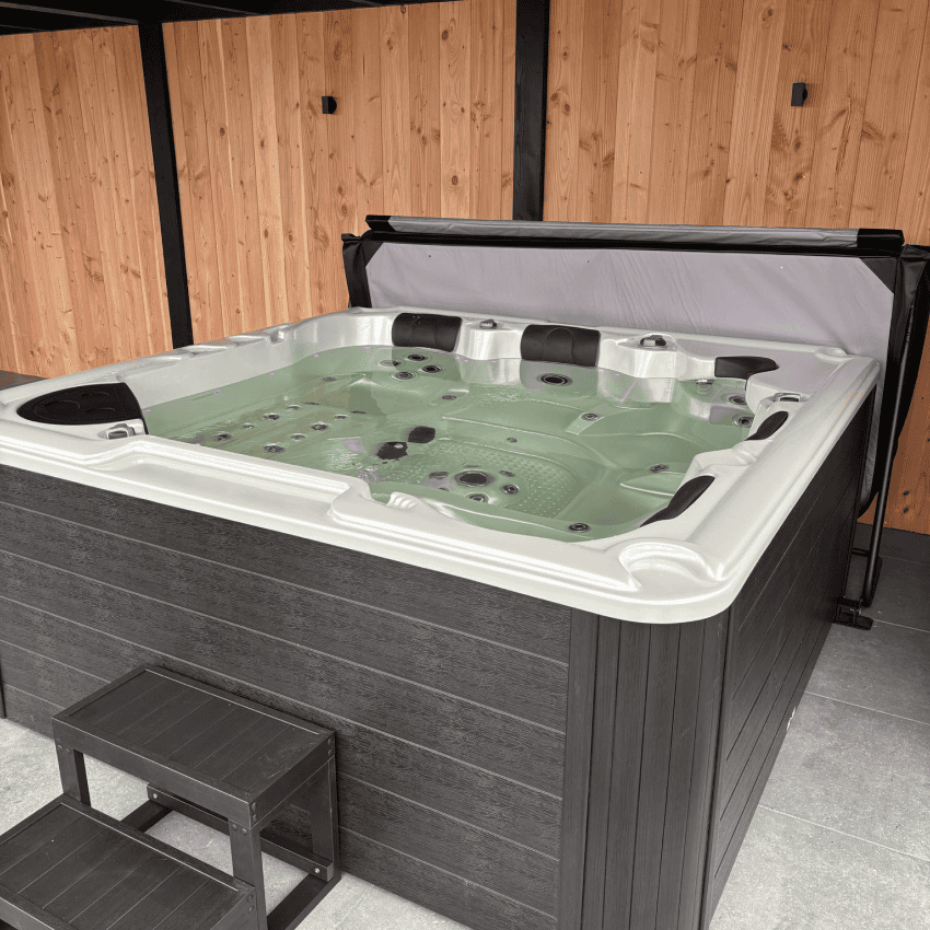 jacuzzi afdekking met lift